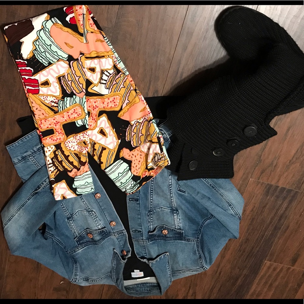 LuLaRoe 4th Birthday Leggings!!